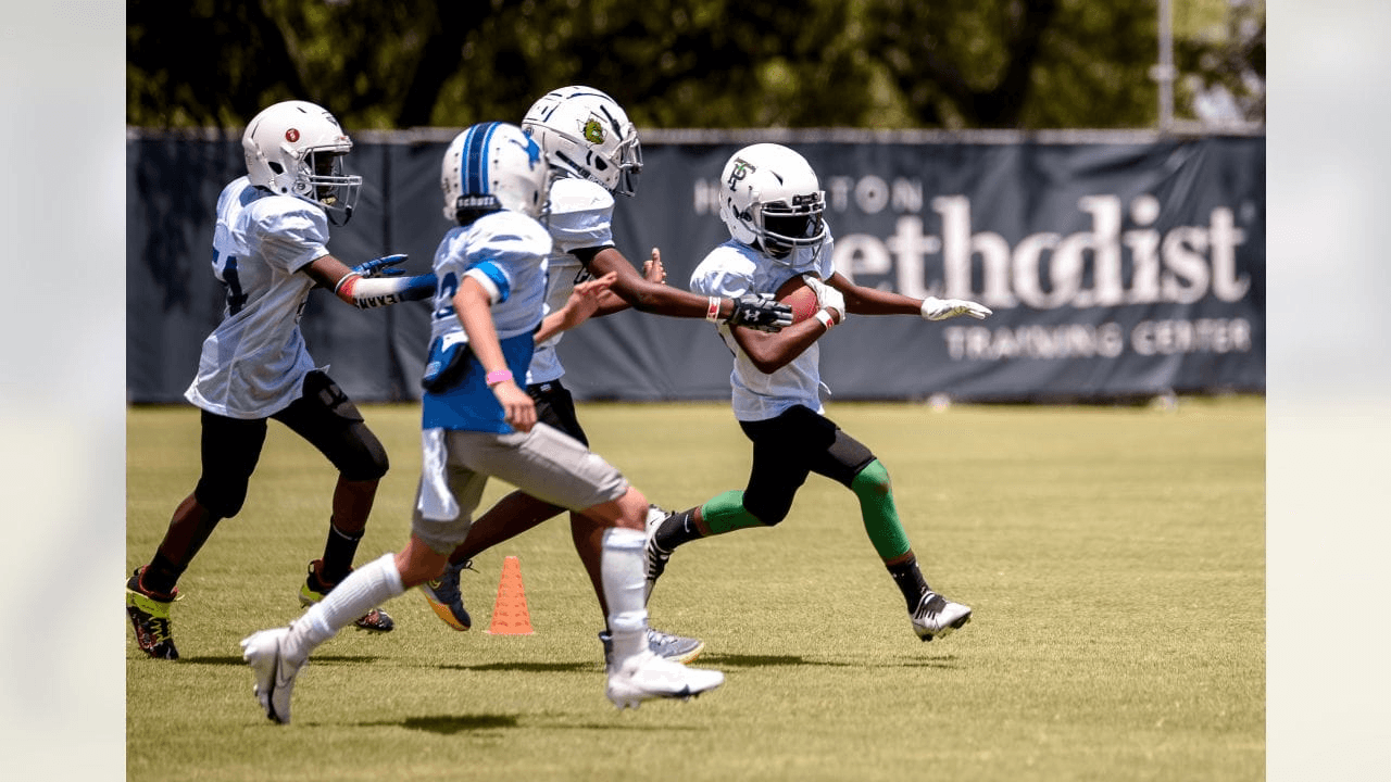 Football youth scrimmage